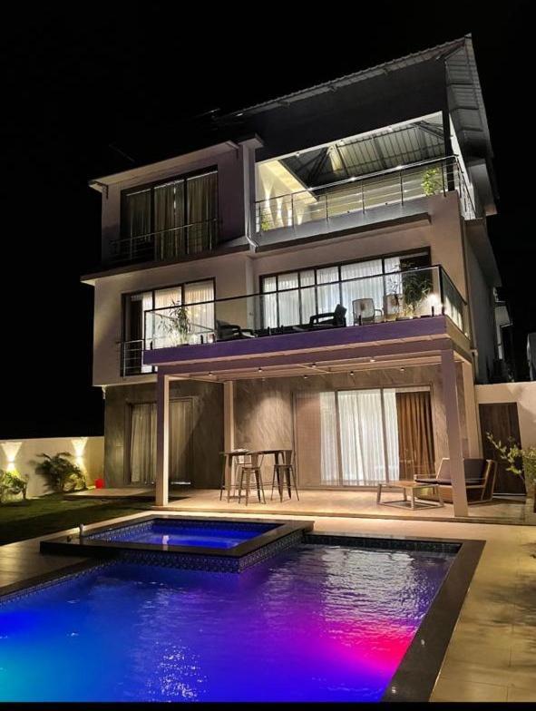 Earth Heaven Vila Mahābaleshwar Exterior foto